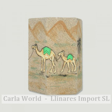 Lapicero arena 3 camellos. 10 x 7 cm