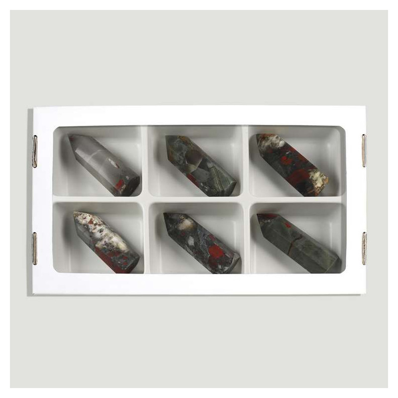 Blood Jasper Points. 50-70gr. 6-7cm. (Al6). Blood Jasper Points. 50-70gr. 6-7cm. (Al6).