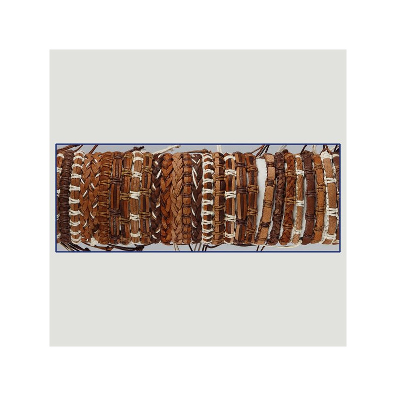 CROCHET 36. Bracelet cuir/cordon assorti. CROCHET 36. Bracelet cuir/cordon assorti.
