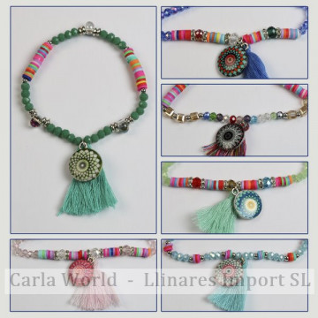 Hook 30 - Elastic bracelet with pompom. Mandala model. Assorted colors.