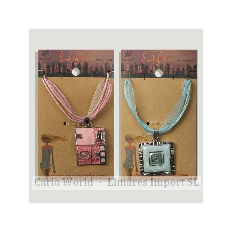 Hook 99 - Metal pendant with cord. Rectangle and square models. Assorted colors. Hook 99 - Metal pendant with cord. Rectangle and square models. Assorted colors.