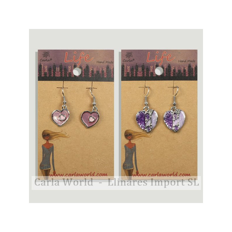 Hook 112 - Metal earring. Heart models. Assorted colors. Hook 112 - Metal earring. Heart models. Assorted colors.