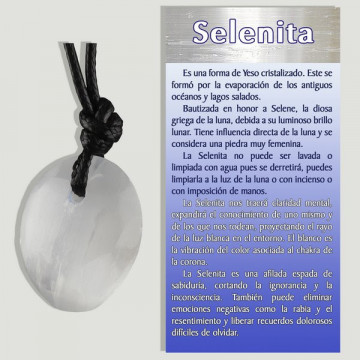 SERENITA. Oval pendant with cord.
