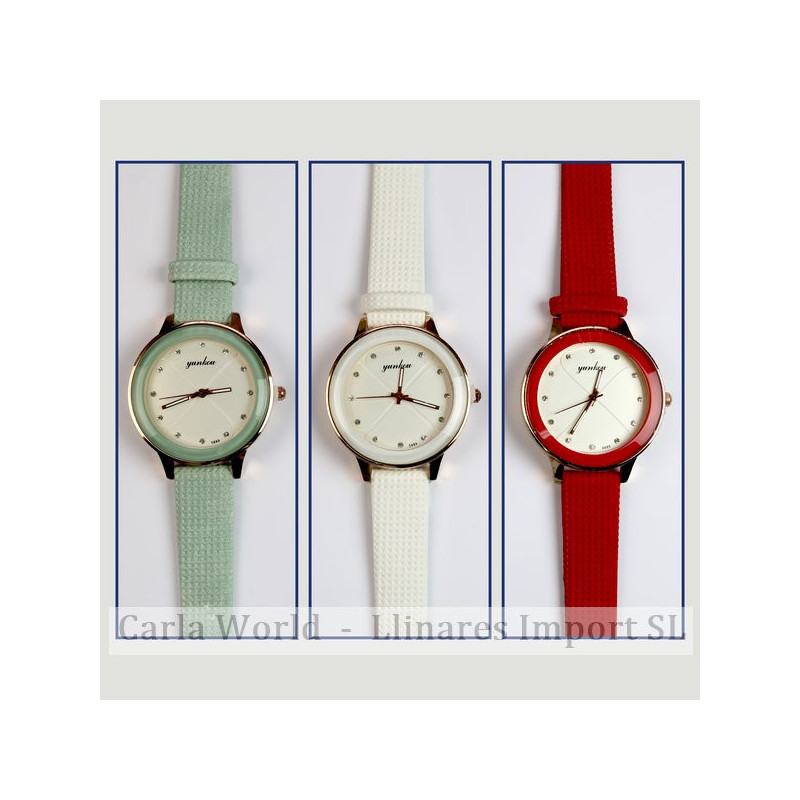 Hook 02. Clock. Assorted models. Hook 02. Clock. Assorted models.