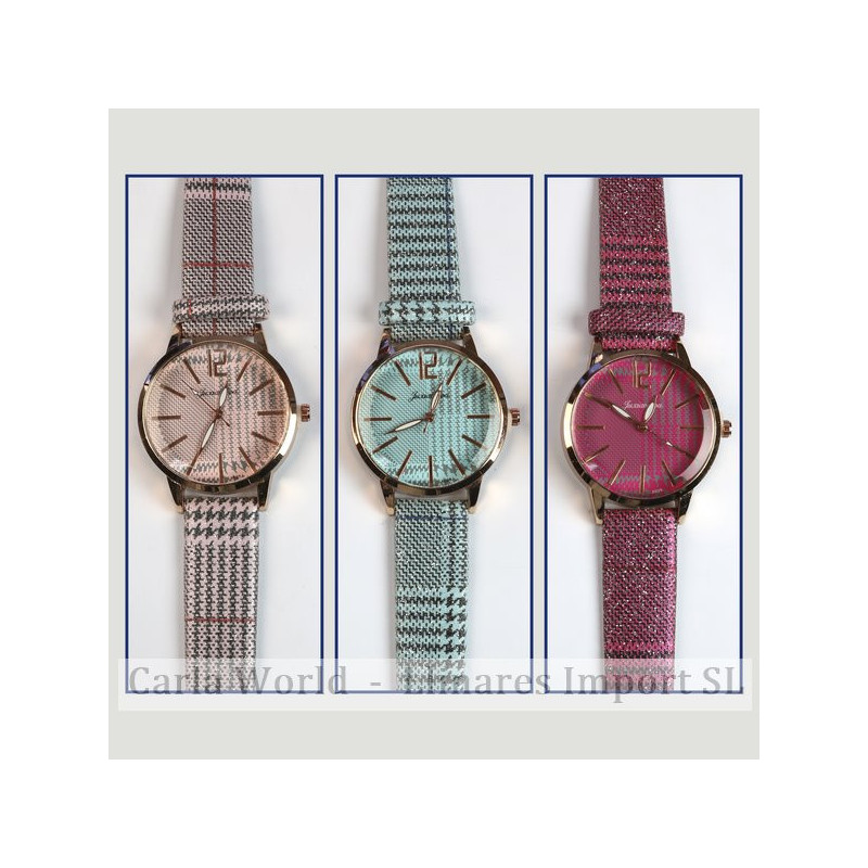 Hook 20. Clock. Assorted models. Hook 20. Clock. Assorted models.