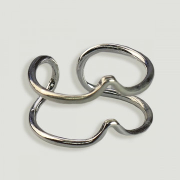Silver ring. Rigid open 2-point model.