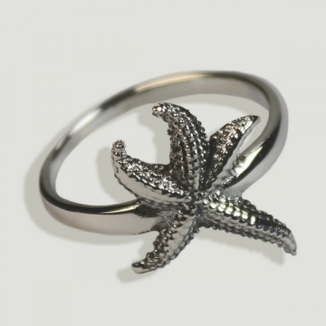 Silver ring. Starfish model.