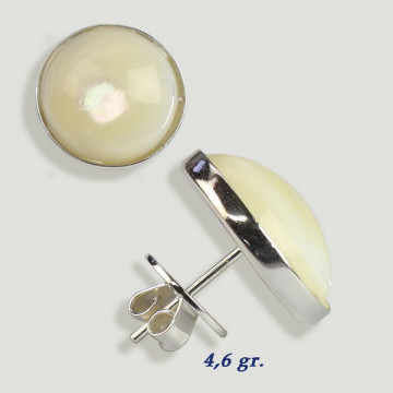 Silver cabochon earrings. white mother of pearl 14x14mm. (PRICE PER GRAM)