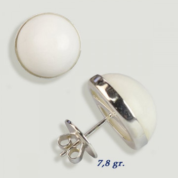 Silver cabochon earrings. White Jade. 16x16mm. (PRICE PER GRAM)