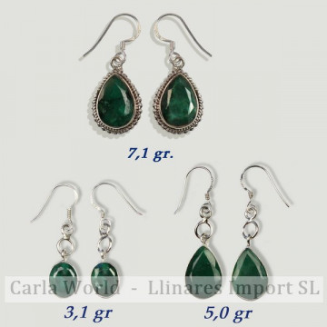 Silver earrings. GREEN...