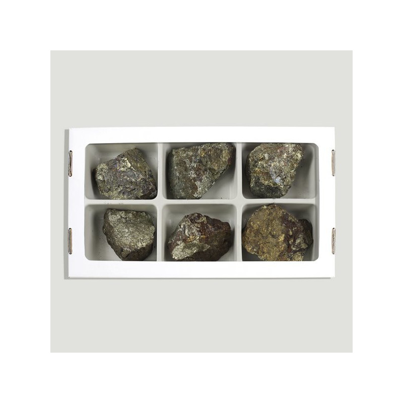 Chalcopyrite. 6-7 cm. (Al6). Chalcopyrite. 6-7 cm. (Al6).