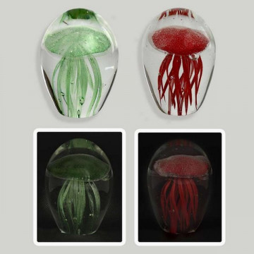 Crystal jellyfish in oval. Shine dark. Assorted colors. 6x9cm.