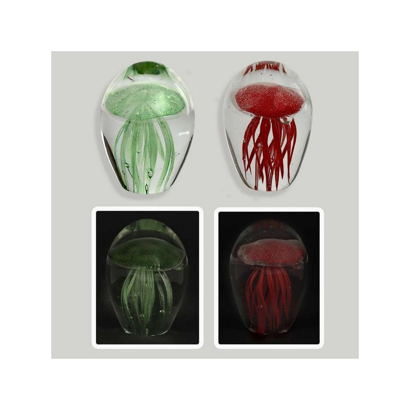 Crystal jellyfish in oval. Shine dark. Assorted colors. 6x9cm. Crystal jellyfish in oval. Shine dark. Assorted colors. 6x9cm.