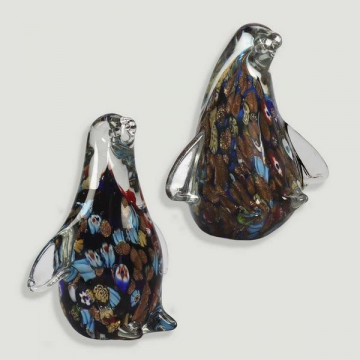 Pinguim de vidro azul. Efeito Murano. 8-9x10cm.