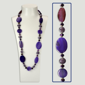 Lilac cut glass and agate necklace.
