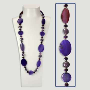 Collier en verre taillé lilas et agate.