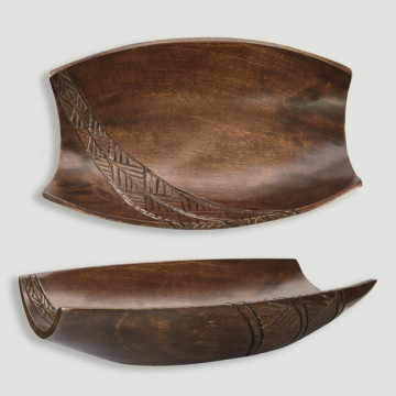 Engraved wooden bowl. Model...