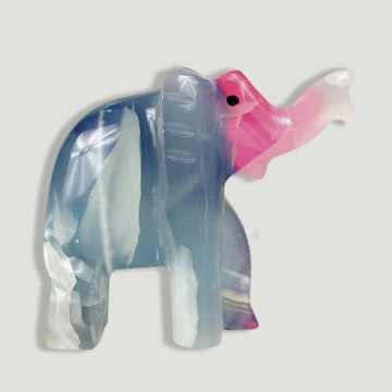 Elefante trompa arriba ónix...