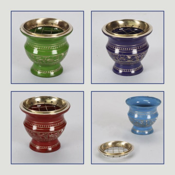 Brass burner 7.5x6cm with lid. Assorted colors