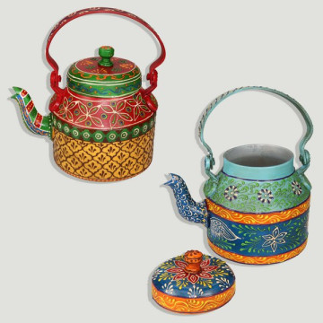 Painted decorated metal teapot 14x20cm