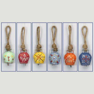 Iron bell with henna 6.5x8cm. Assorted colors