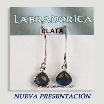 Boucles d'oreilles en argent. labradorite. Hameçon. Forme cabochon.