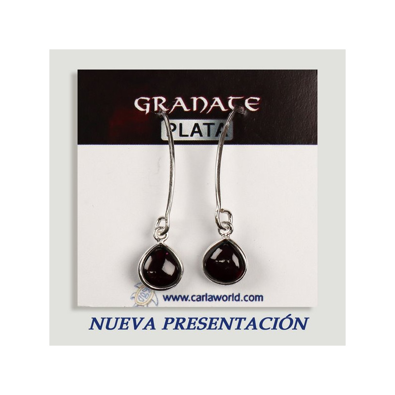 Brincos de prata. Granada. Anzol. Forma cabochão. Brincos de prata. Granada. Anzol. Forma cabochão.