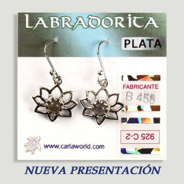 Brincos de prata. labradorita. Flor com cabochão.