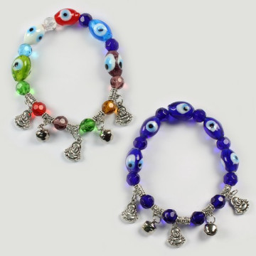 Hook 33. Turkish eye bracelet.