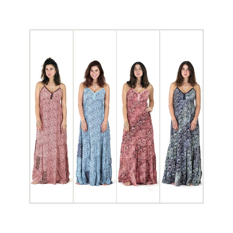 Vestido longo em poliéster (Efeito seda). Vestido longo em poliéster (Efeito seda).