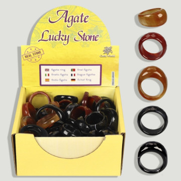 AGATE – LUCKY STONE. Assorted faceted ring.