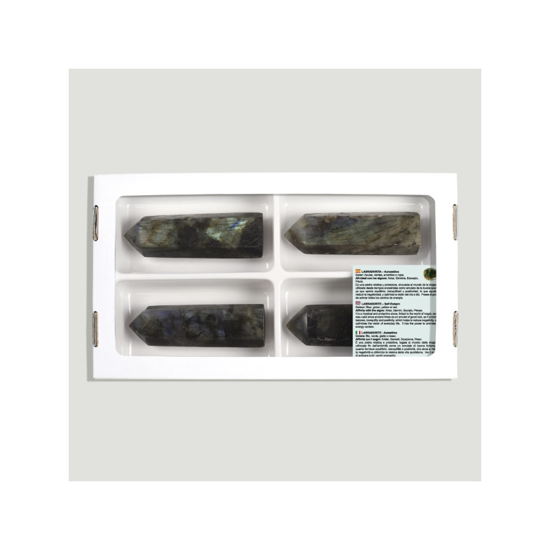 Labradorite tip. 130-160gr. approx. (Al4). Labradorite tip. 130-160gr. approx. (Al4).