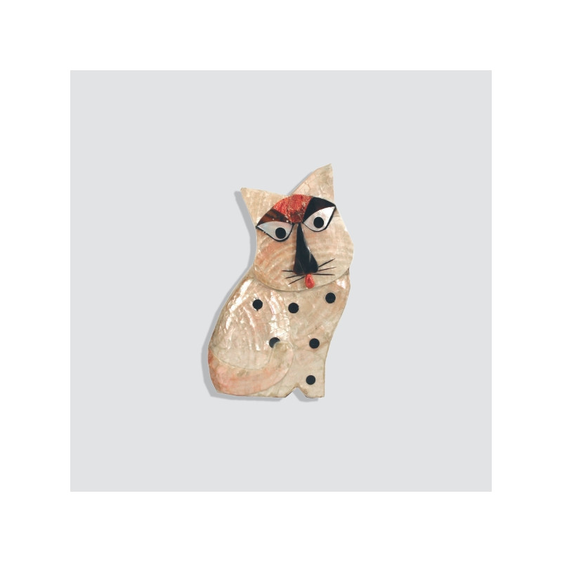 Gato de nácar. 20cm Gato de nácar. 20cm