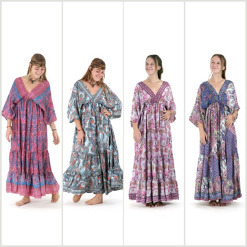 Robe longue en polyester (effet soie).