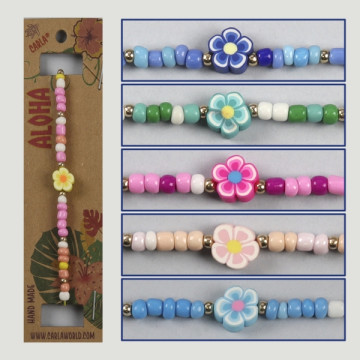 Hook 34. Adjustable fancy bracelets.