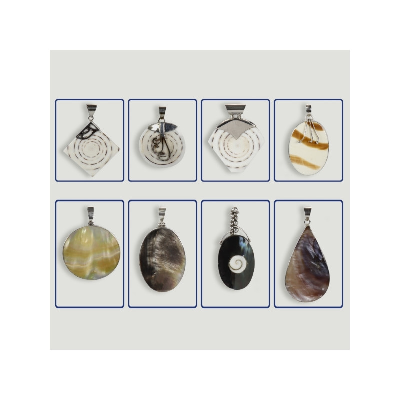 Assortiment de pendentifs coquillage/nacre en argent. Assortiment de pendentifs coquillage/nacre en argent.