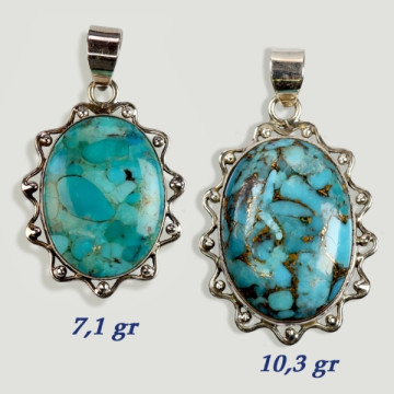 Pendentif cabochon en argent turquoise avec pyrite bleu clair. A partir de 7gr. (PRIX AU GRAMME)