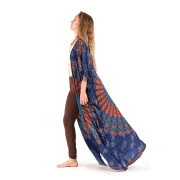 Kimono long en polyester.