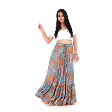 Long polyester skirt (silk effect).