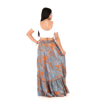 Long polyester skirt (silk effect).