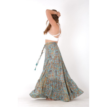 Long polyester skirt (silk effect).