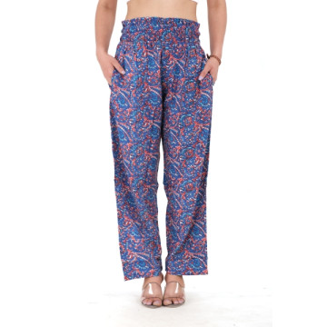 Pantalon long en rayonne.