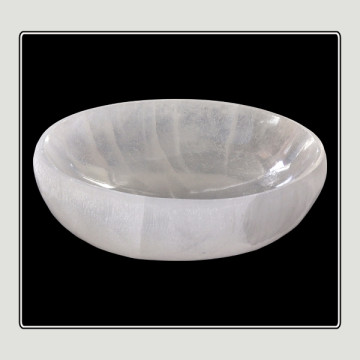 Selenite. Oval bowl 15x12cm approx.
