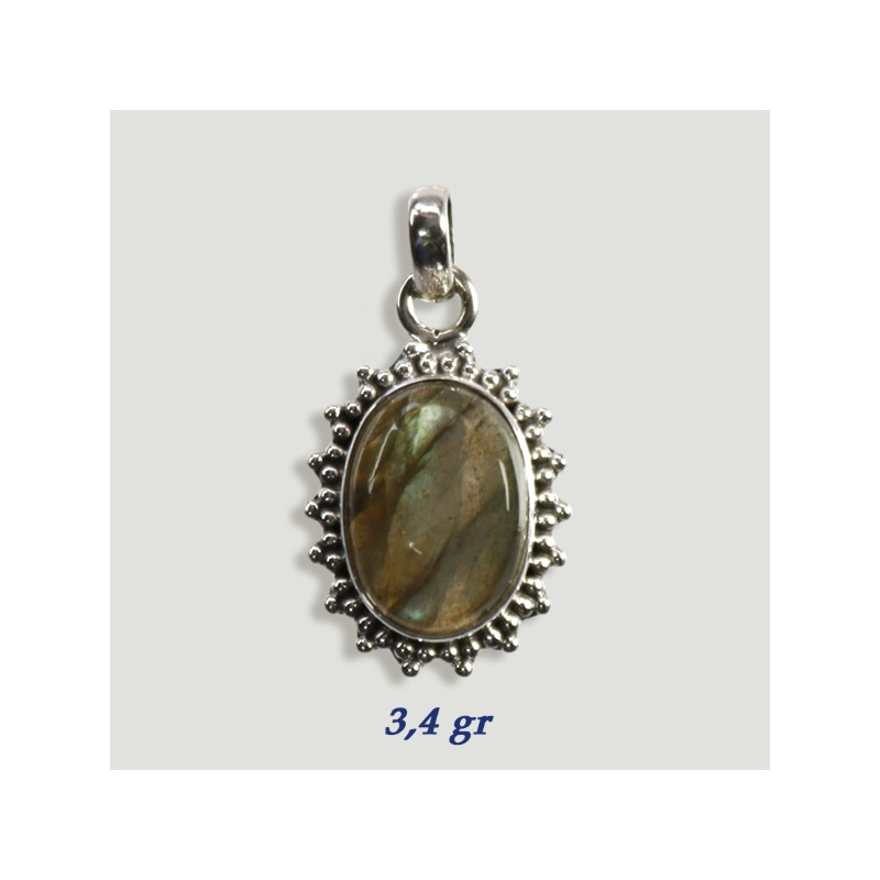 Silver Cabochon LABRADORITE Pendant 3.4gr (PRICE PER GRAM) Silver Cabochon LABRADORITE Pendant 3.4gr (PRICE PER GRAM)