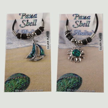 Hook 02 – Boat and sun pendant ASSORTED