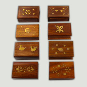 Caixa de madeira 3x5-5x7,5cm modelo variado