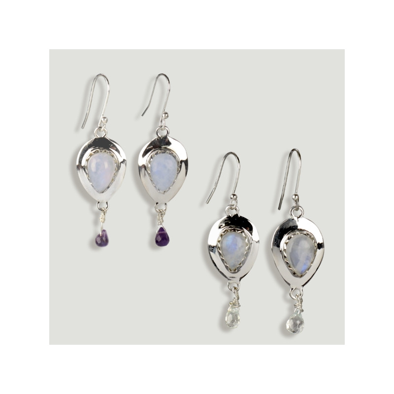 Brincos Piedraluna em prata lágrima cabochon+gota facetada Brincos Piedraluna em prata lágrima cabochon+gota facetada