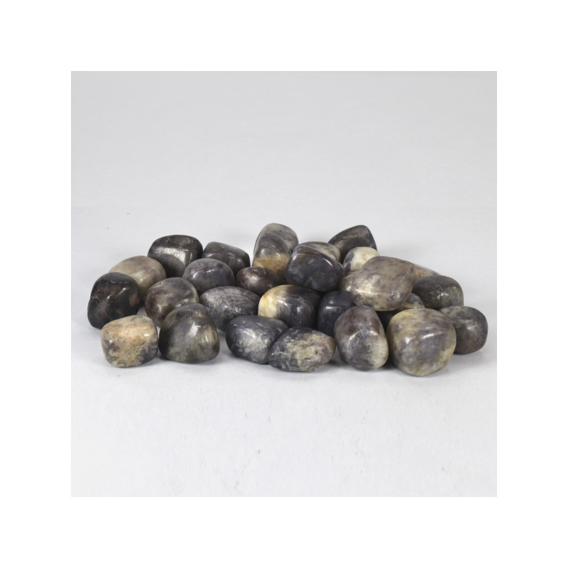 Iolite roulée de 3,5 à 4 cm Iolite roulée de 3,5 à 4 cm