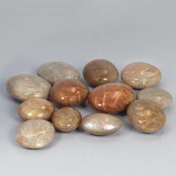 Moonstone Meditation Stone 1Kg