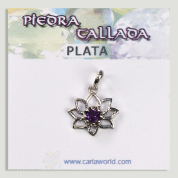 Silver small flower pendant with faceted Amethyst cabochon